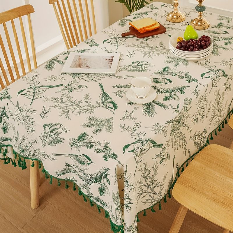 Toalha de Mesa Bohemia Verde com Franjas Elegantes