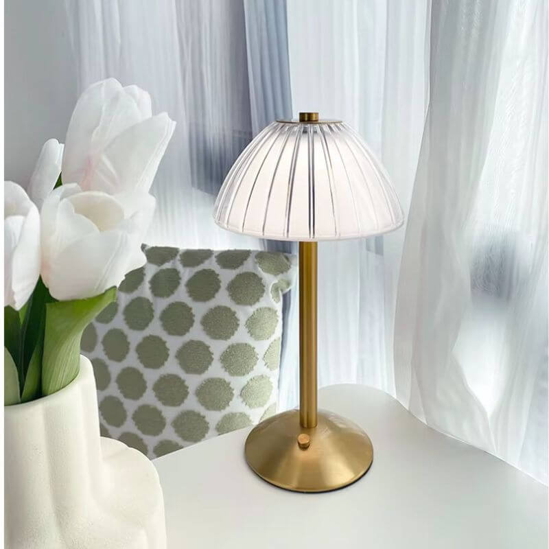 Abajur de Mesa LED Modelo Umbrella