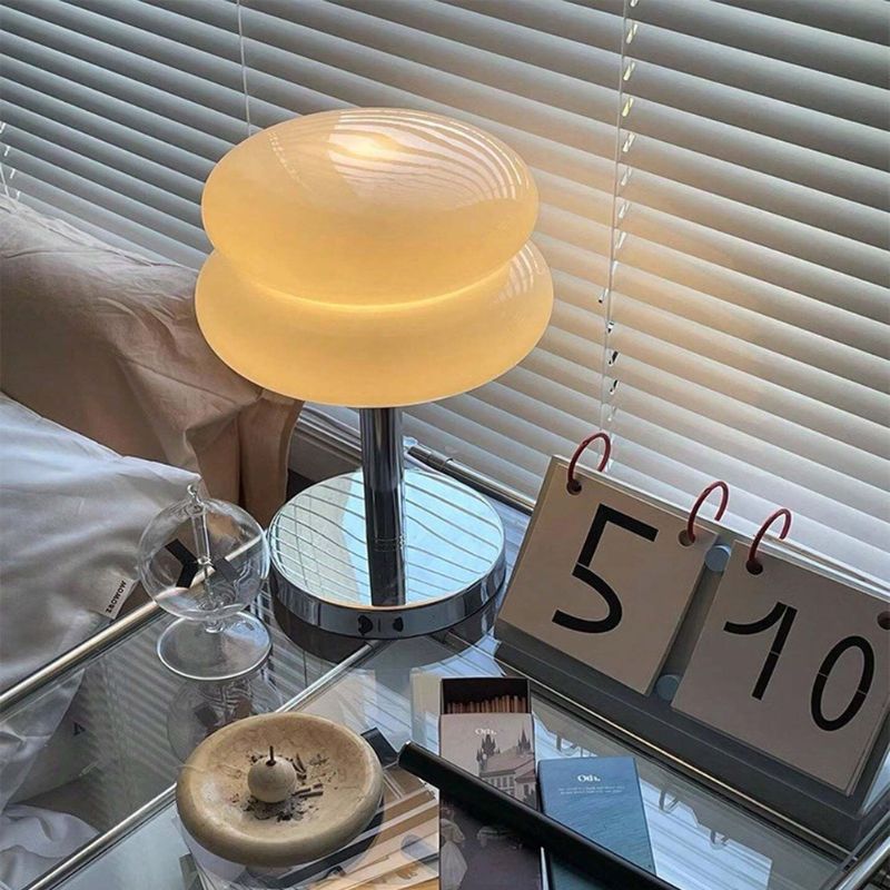 Abajur de Mesa Modelo Bauhaus Branco