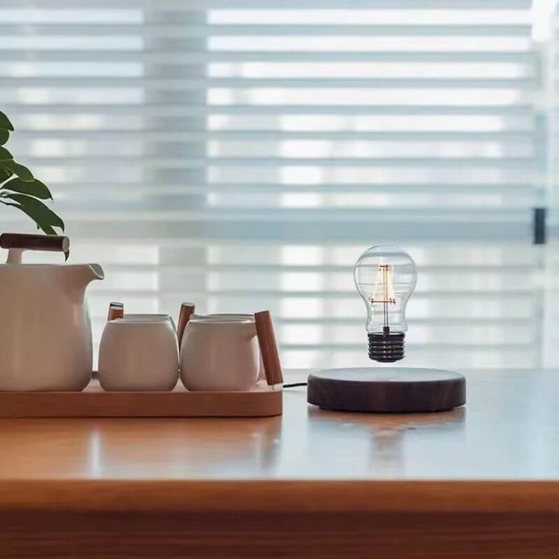 Abajur e Luminária de Levitação Magnética Modelo Bulb