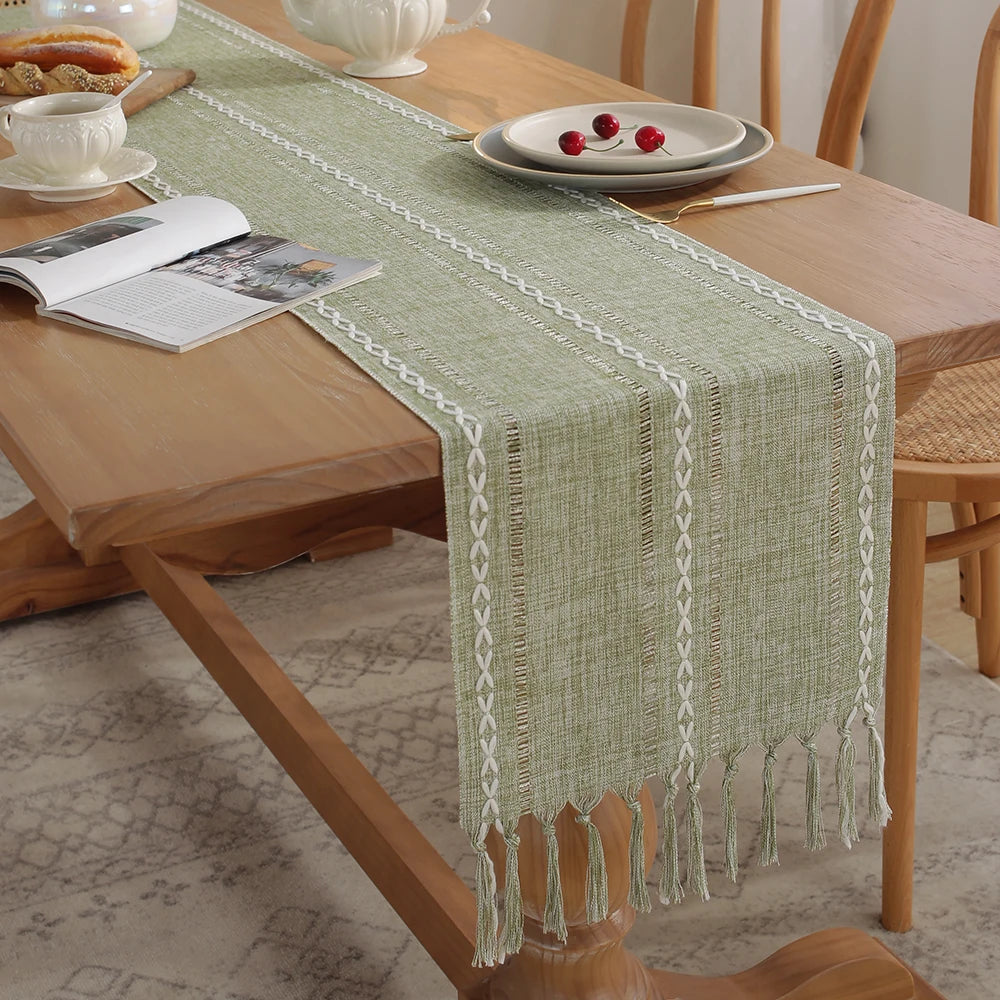 Caminho de Mesa Com Franjas Modelo Rustic