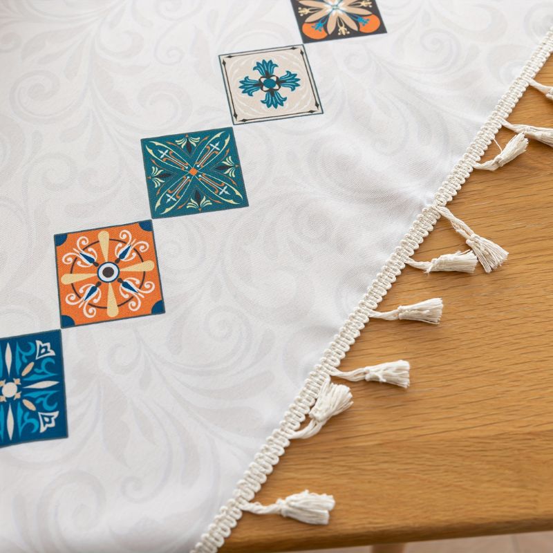 Toalha_de_Mesa_Boemia_Argyle_com_Borlas_Bege_4