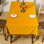 Toalha_de_Mesa_Luxo_Borlas_Douradas_5