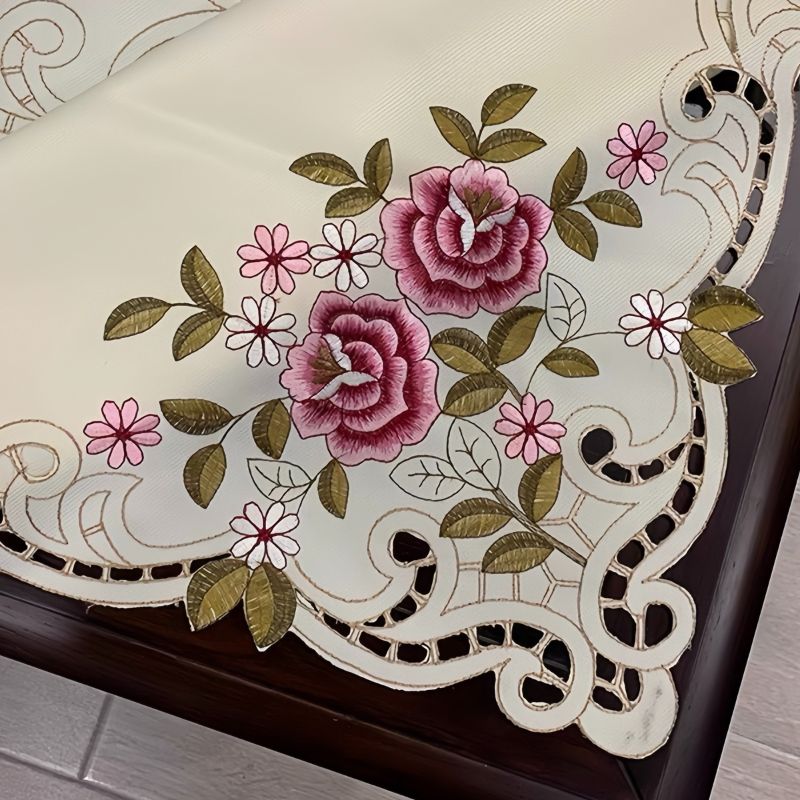 Toalha_de_Mesa_Quadrada_Estilo_Europeu_com_Flores_em_Poliester_3