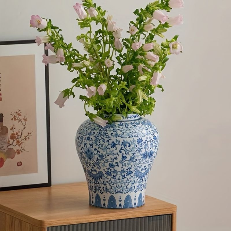 Vaso_Decorativo_de_Ceramica_Vintage_Azul_e_Branco_1